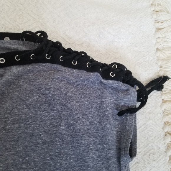 Fashion Nova Grey Top - Picture 3 of 7